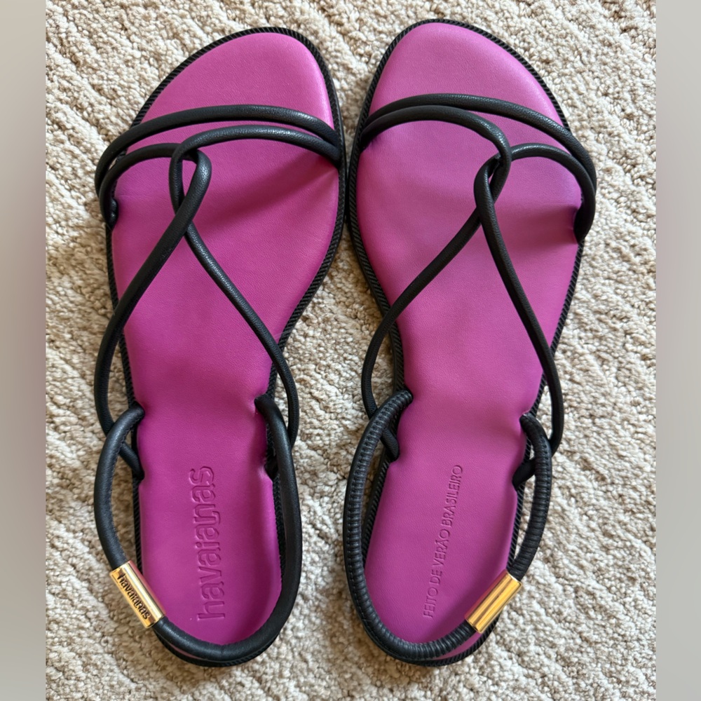 Havaianas Women's Una Manga Dark Purple Sandals